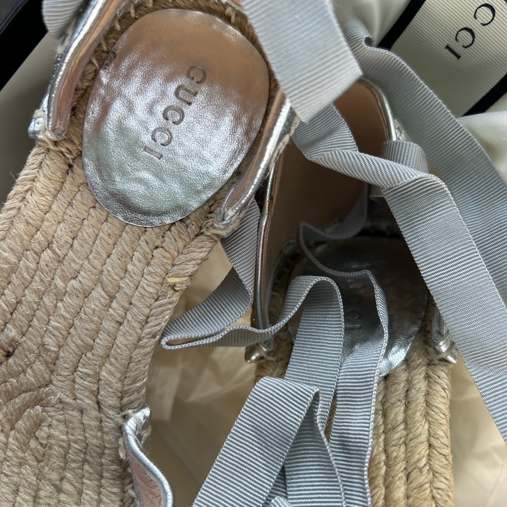 Gucci Silver Lace Espadrille Wedges with Ankle Ties size 7 - Picture 3 of 12